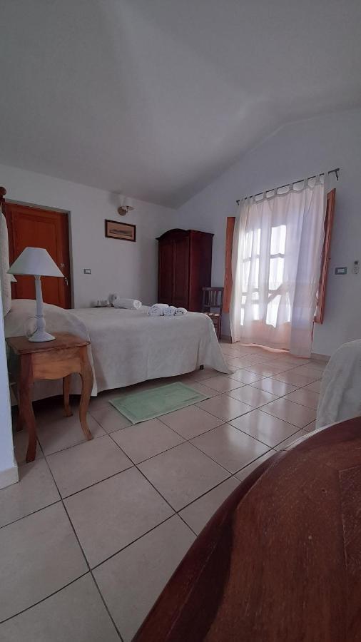 Bassacutena Tenute Testoni Agriturismo E B&B מראה חיצוני תמונה